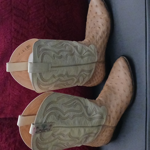 Diamante 5 Boots size 10. Beige. #29 - Picture 3 of 7